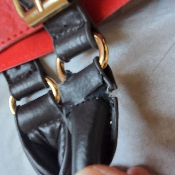 Liz Sotto Ostrich Faux Leather - Picture 2 of 10